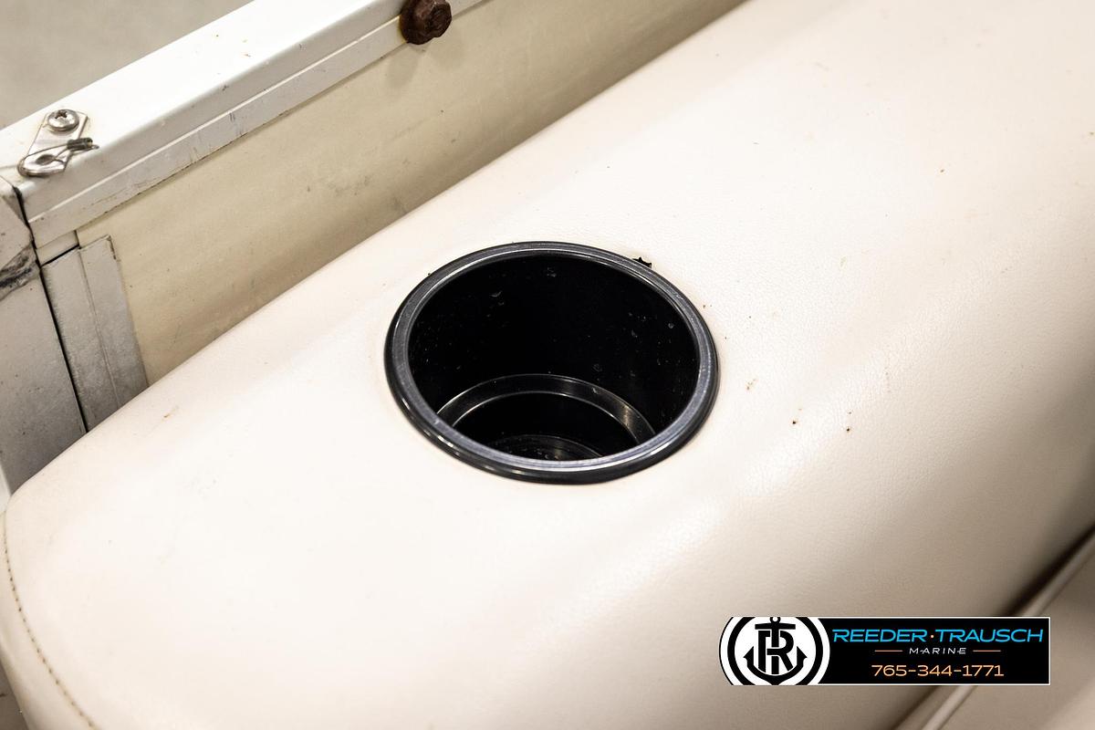 Used 1998 Godfrey SW2423