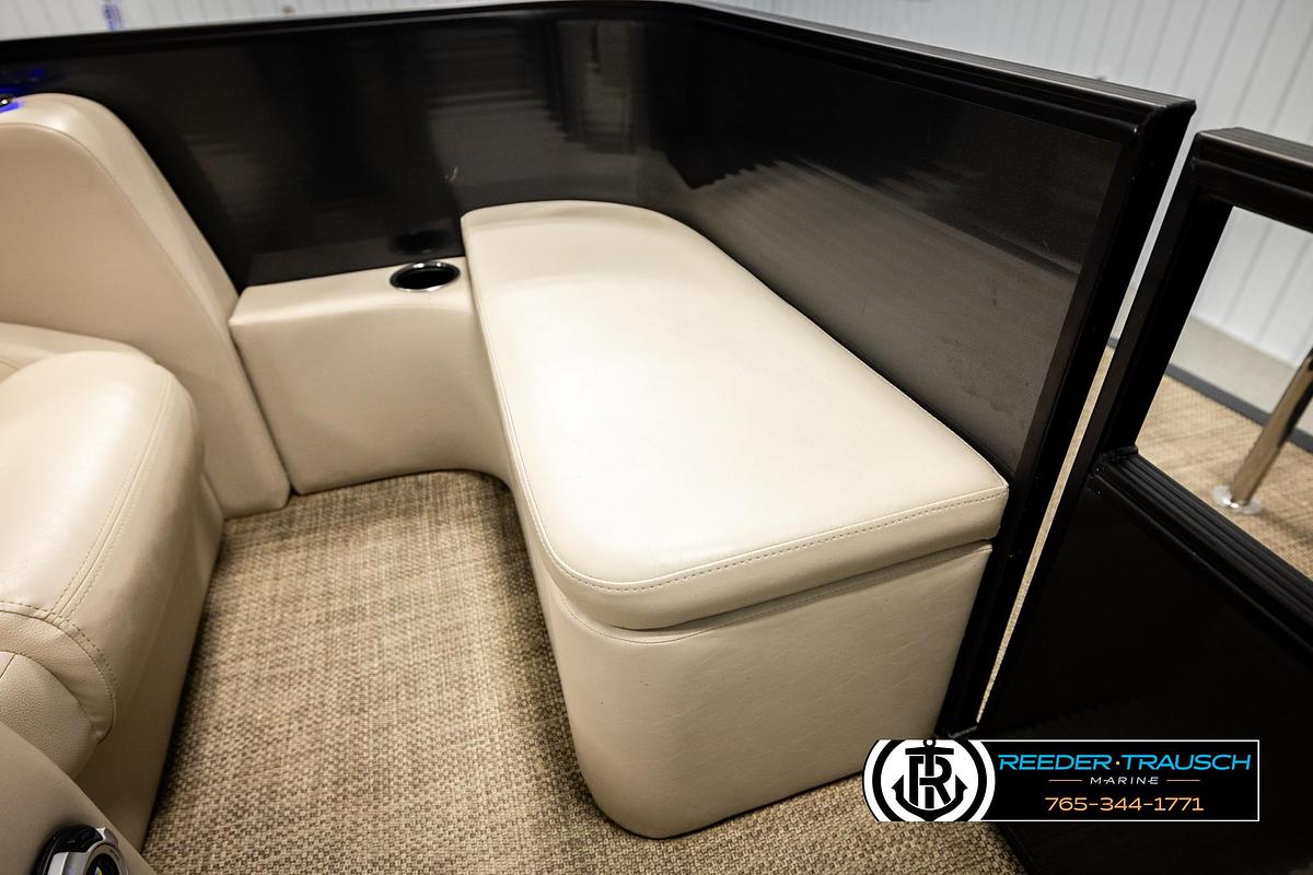 Used 2015 Bennington 2575 RCWL