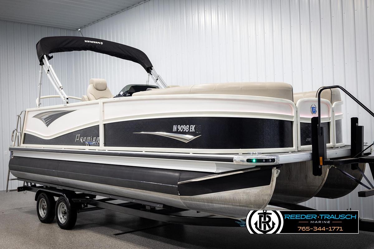 Used 2022 Premier 230 Solaris RL