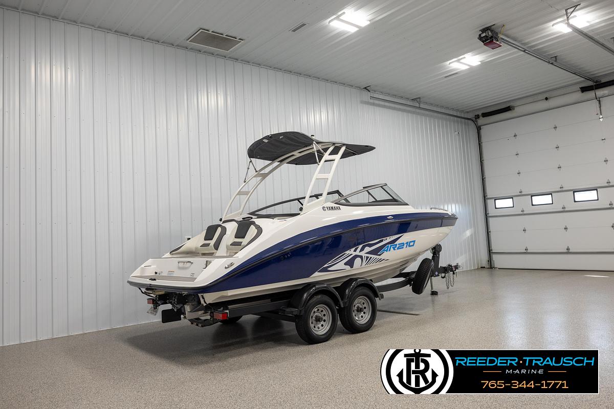 Used 2022 Yamaha AR210