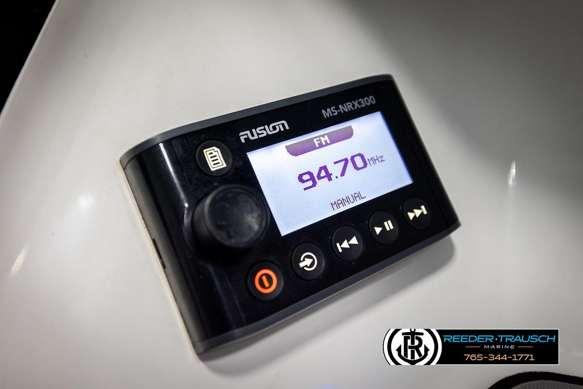 Used 2019 Monterey 238 SS