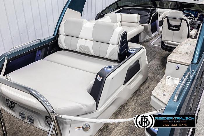 2025 Avalon Excalibur VRBW