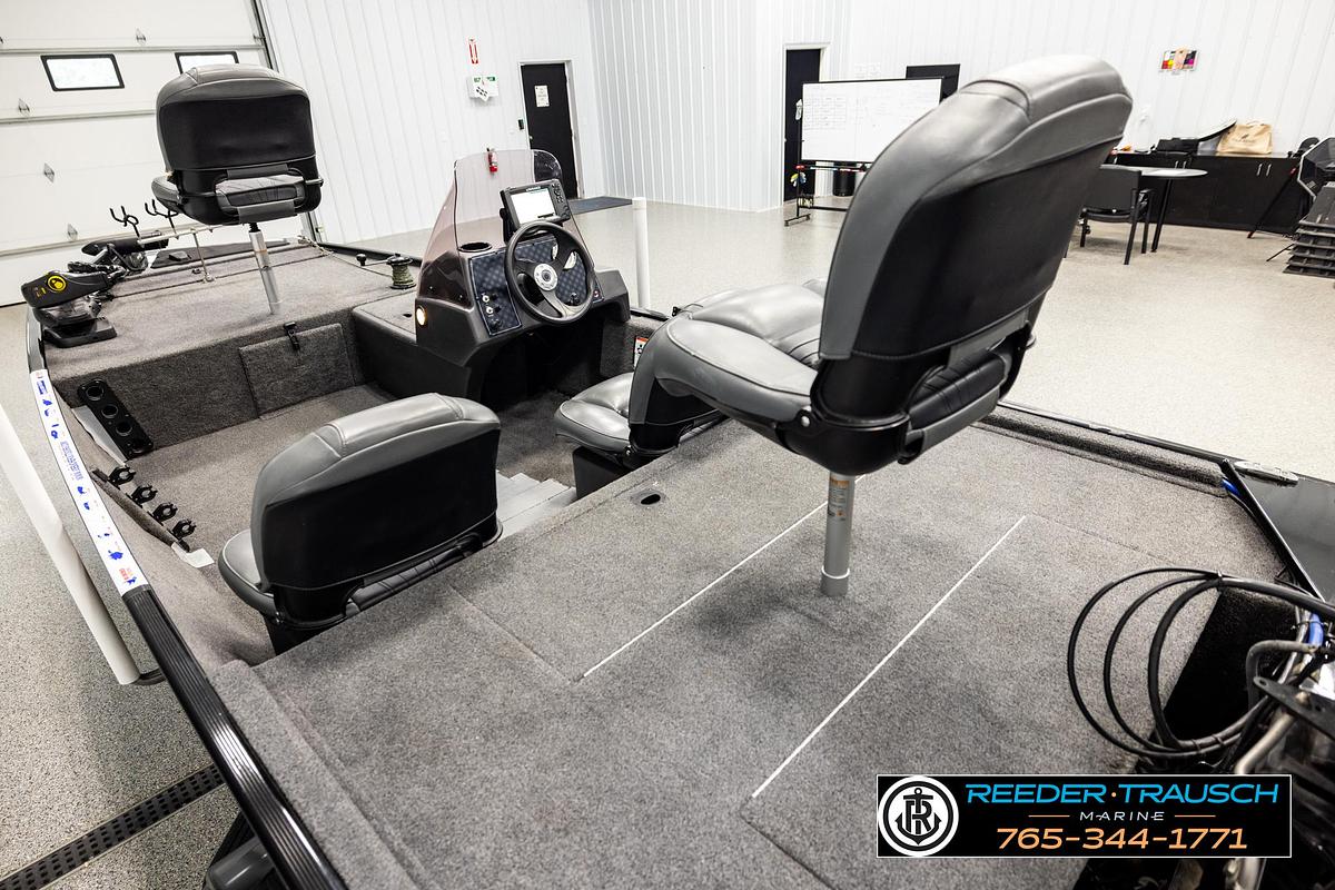 Used 2021 Tracker Classic XL