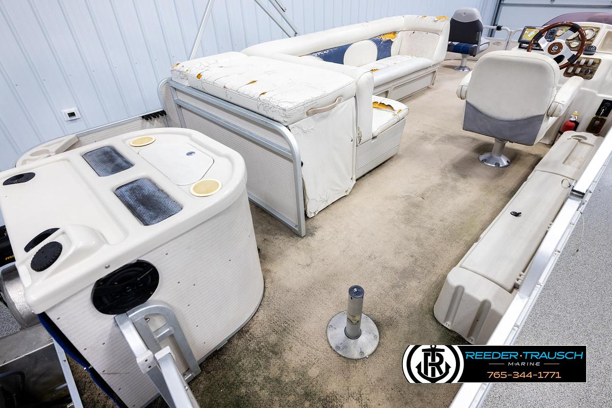 Used 2007 Premier 2223 Navigator