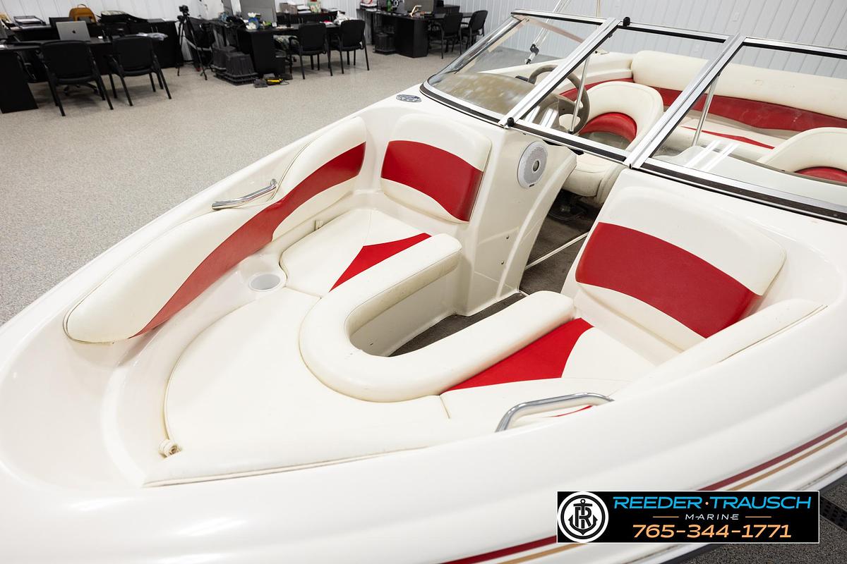 Used 2003 Larson SEI 180