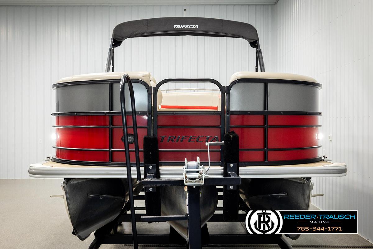 Used 2019 Trifecta 24 SB2CS3