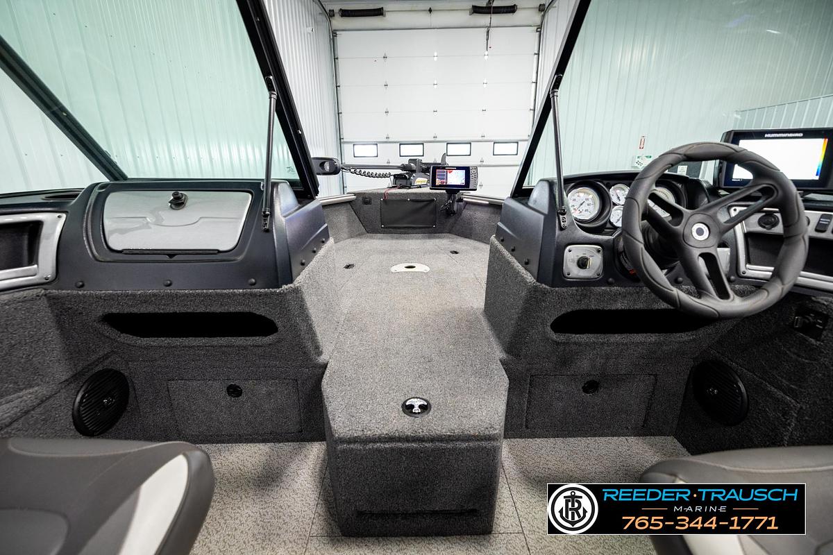 Used 2022 Lund 1875 Impact XL
