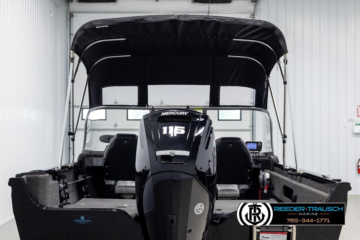 Used 2023 Crestliner 1750 FishHawk