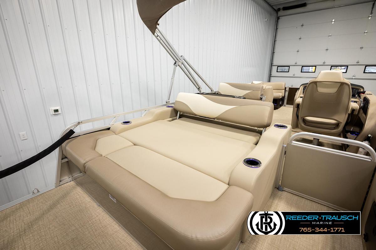 2026 Avalon LSZ Entertainer