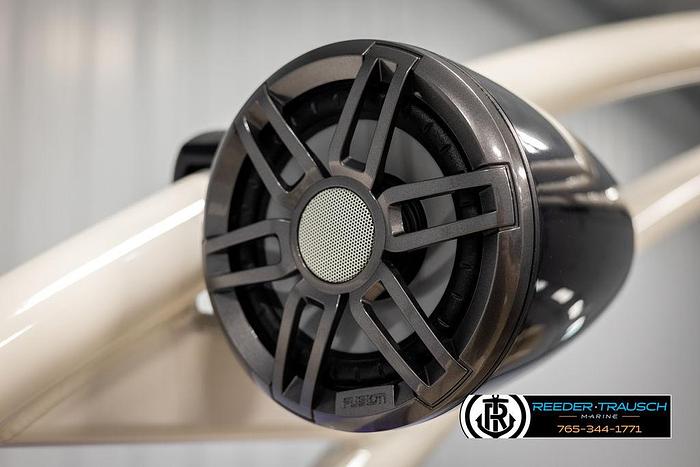 2025 Avalon Excalibur LTD CRB