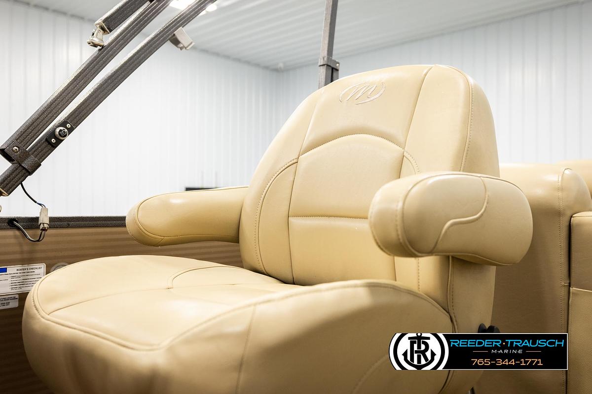 Used 2017 Manitou Oasis SHP