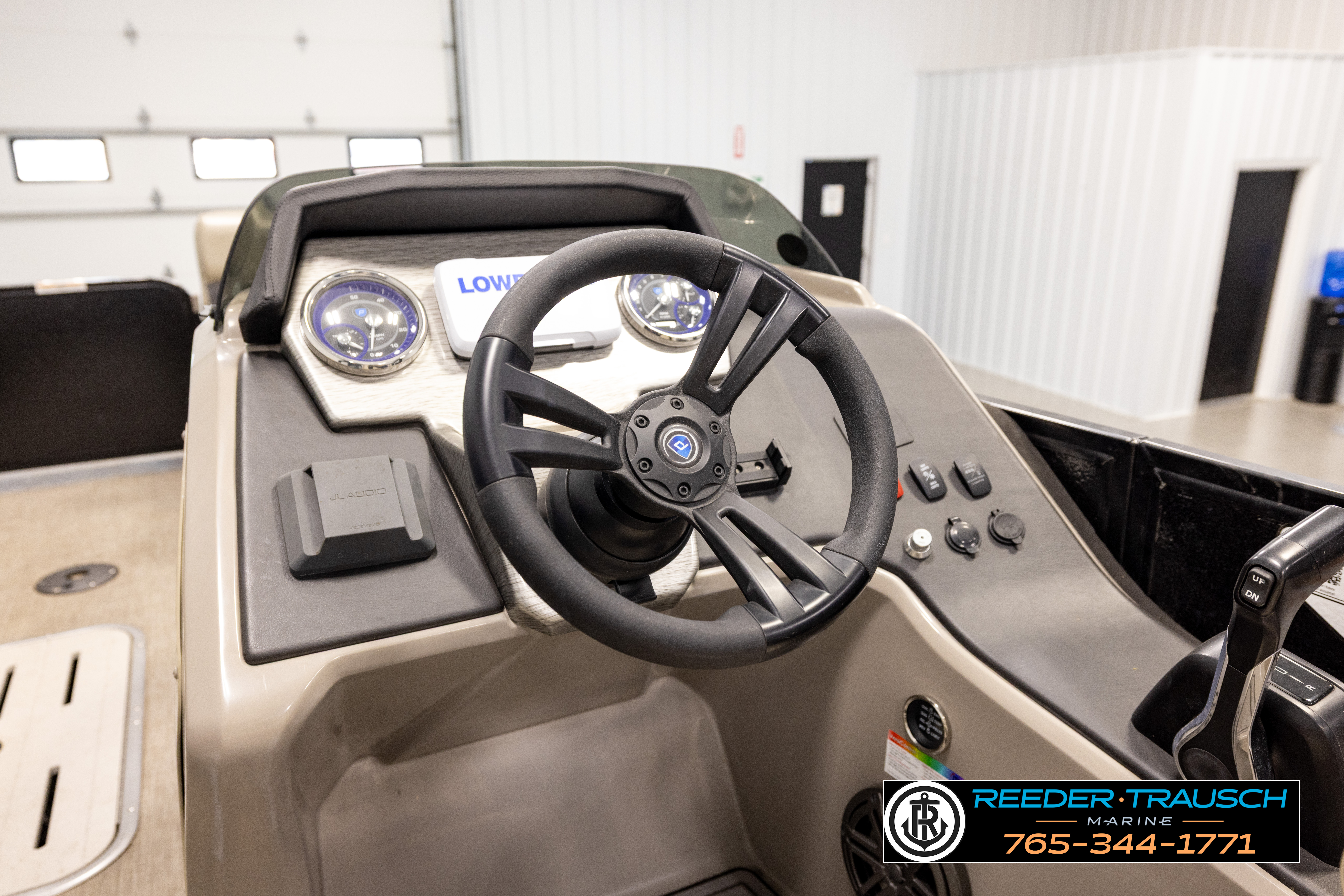 Used 2023 Premier 230 Sunstation RL