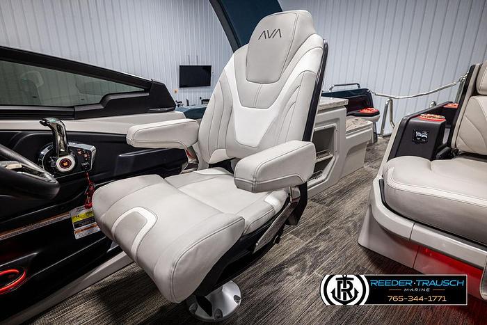 2025 Avalon Excalibur VRBW