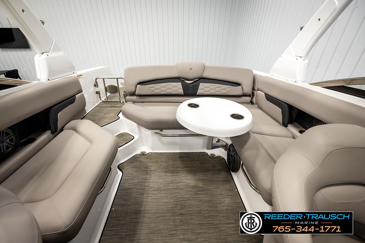 Used 2024 Four Winns HD5 Surf