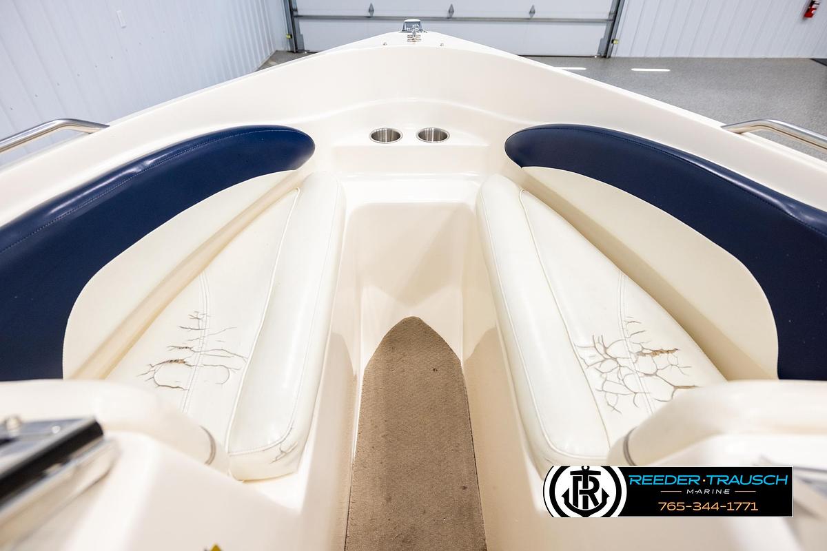 Used 2002 Rinker 180