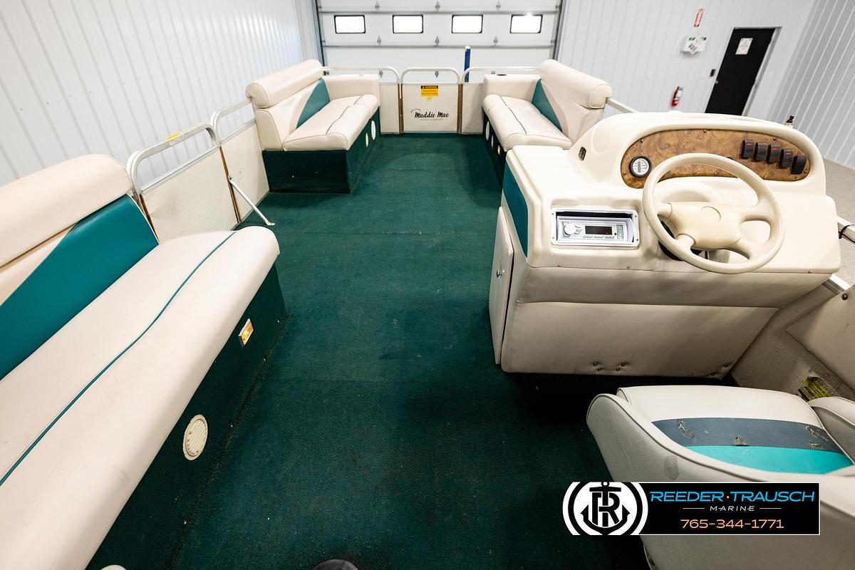 Used 1998 Godfrey SW2423