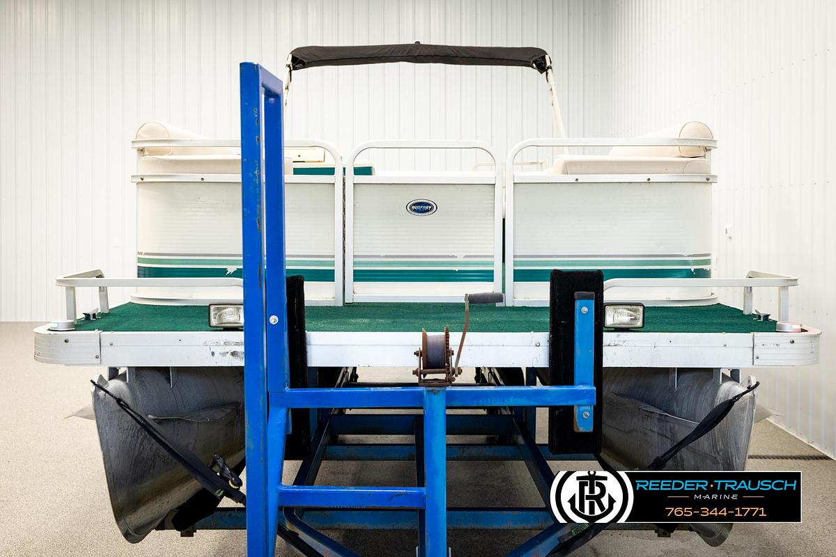 Used 1998 Godfrey SW2423