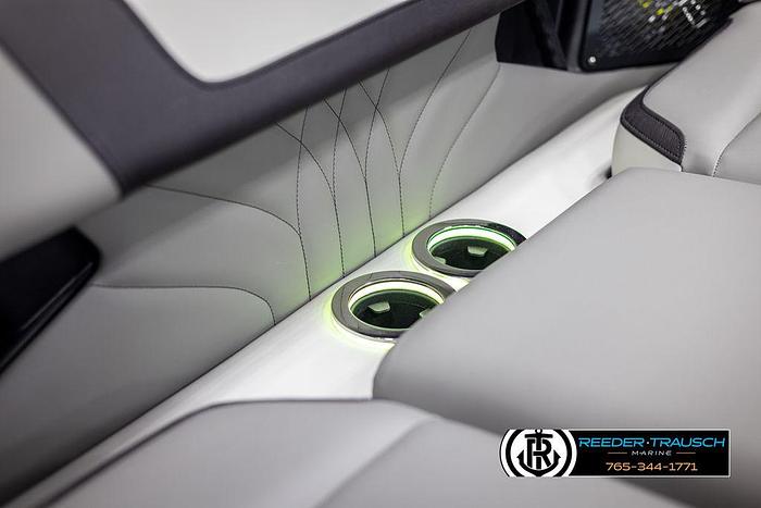 2025 Avalon Excalibur VRB