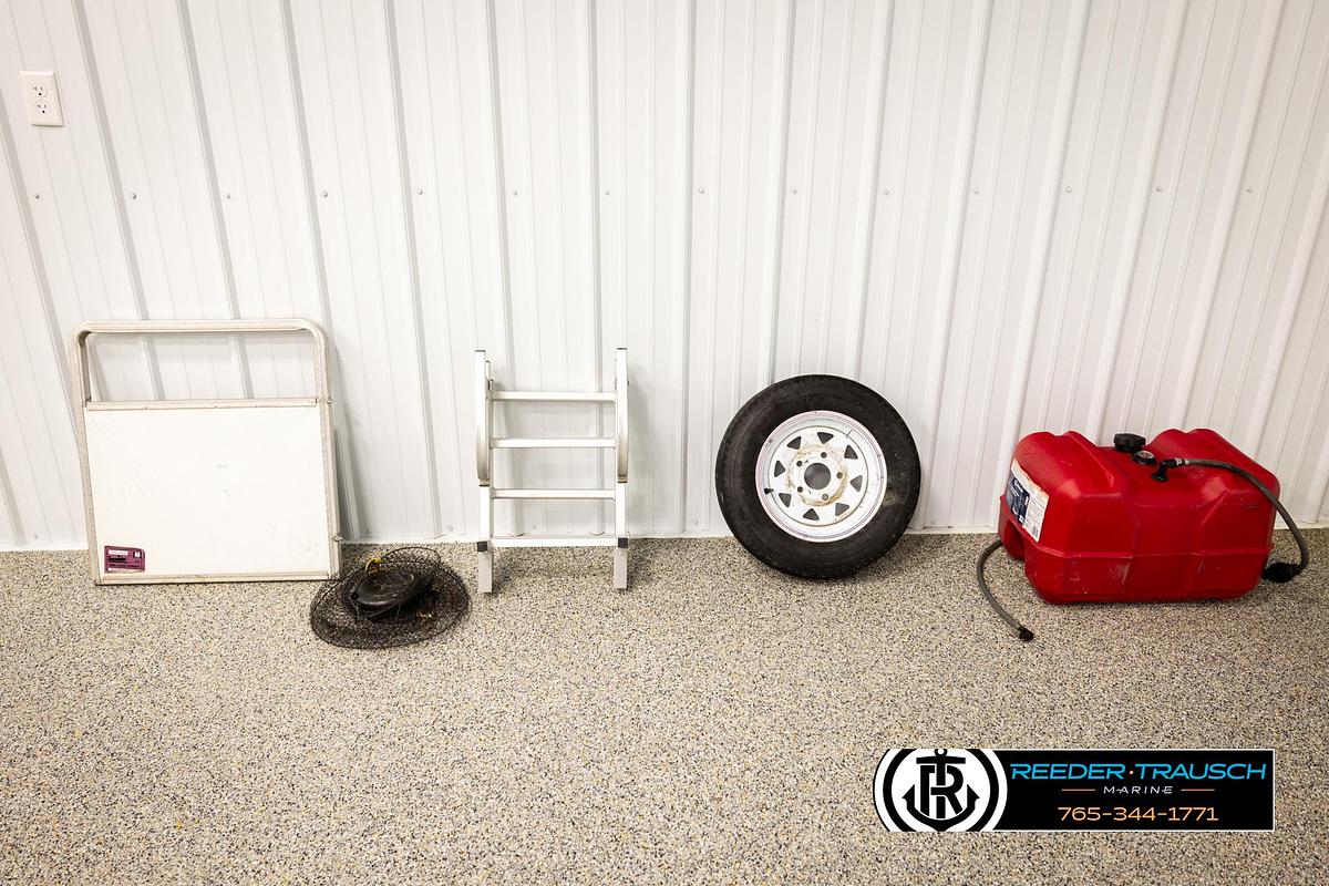 Used 1988 Harris Sunliner