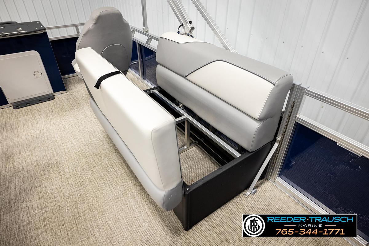 Used 2025 Avalon VEN RF