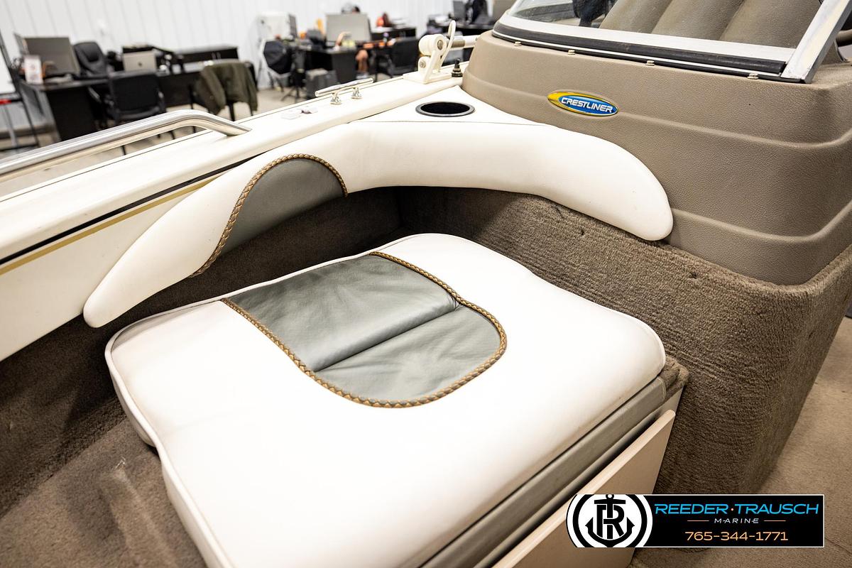 Used 2004 Crestliner 2050 Sport