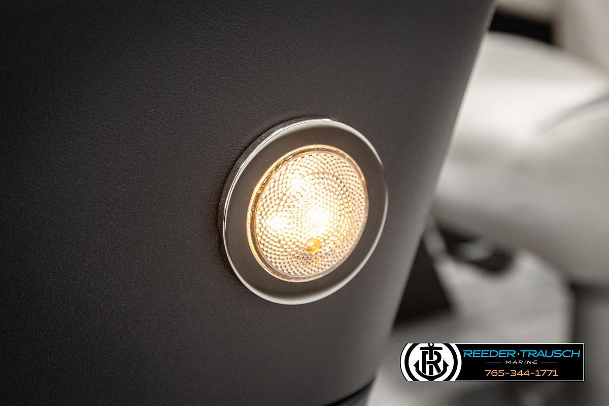 2026 Bennington SLSF