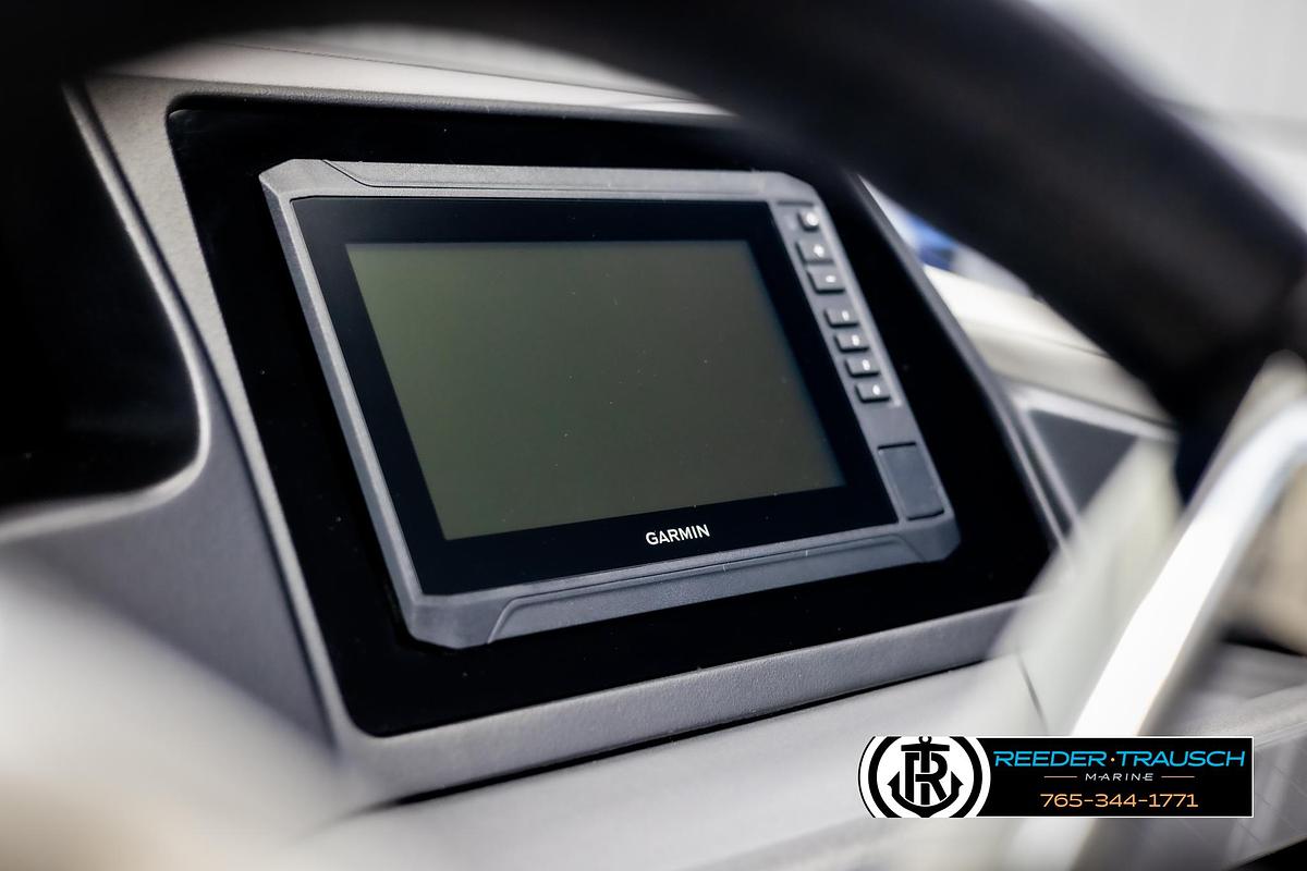 2025 Avalon Catalina Entertainer