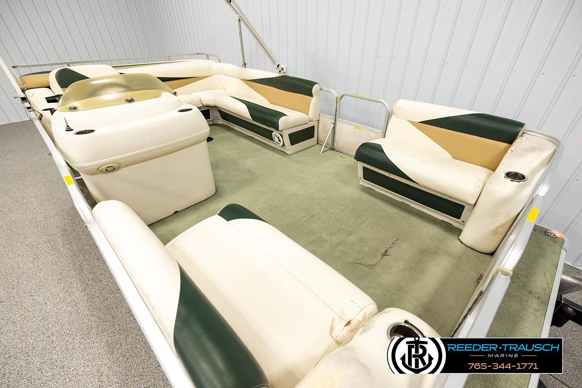 Used 2003 Godfrey Sweetwater 60