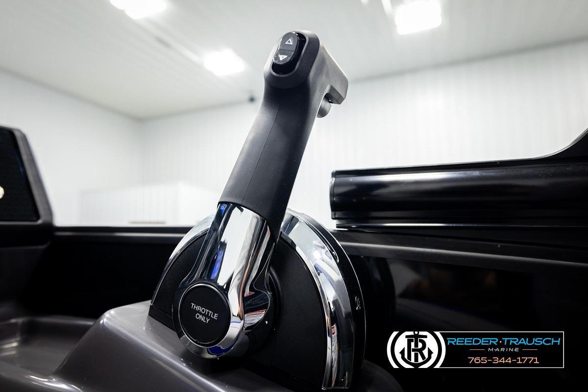 2026 Bennington 22 MFBSE