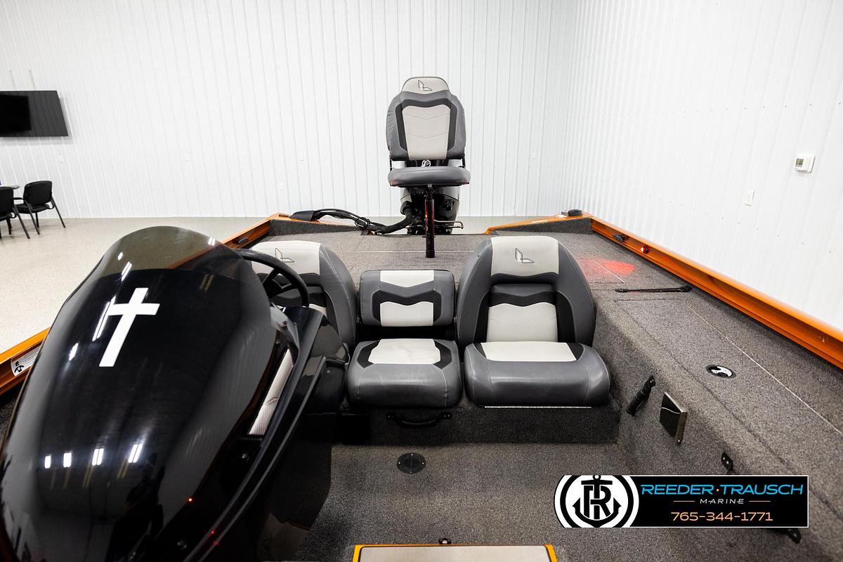 Used 2022 Lowe Stinger 178