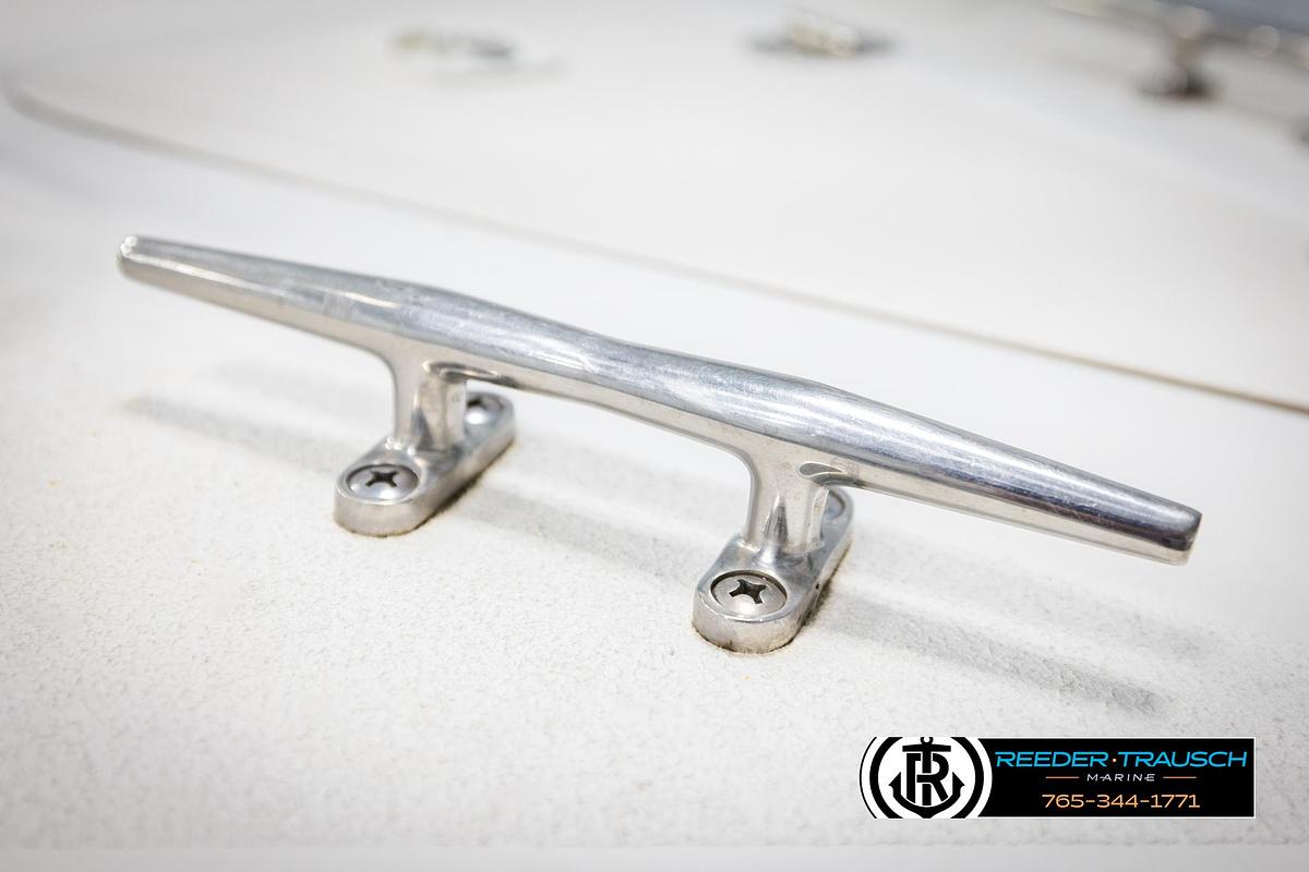 Used 1999 Crownline 242 CR