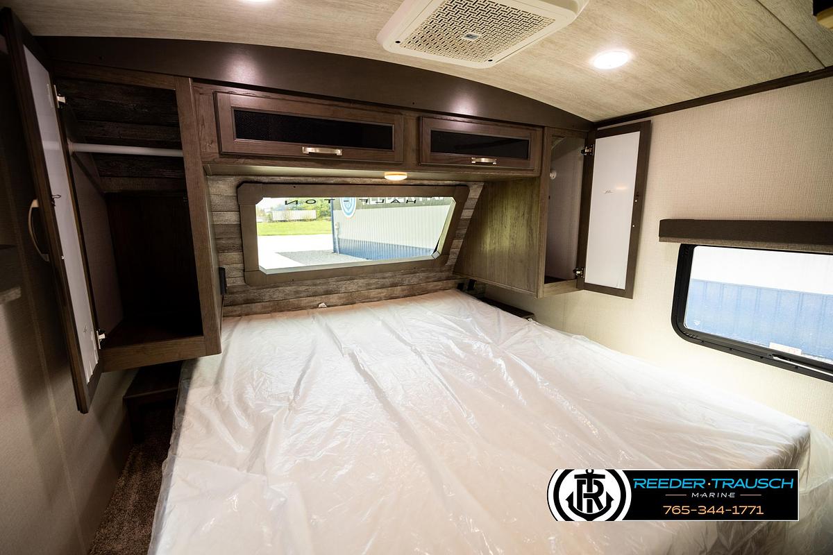 Used 2022 Keystone CG34TSB22