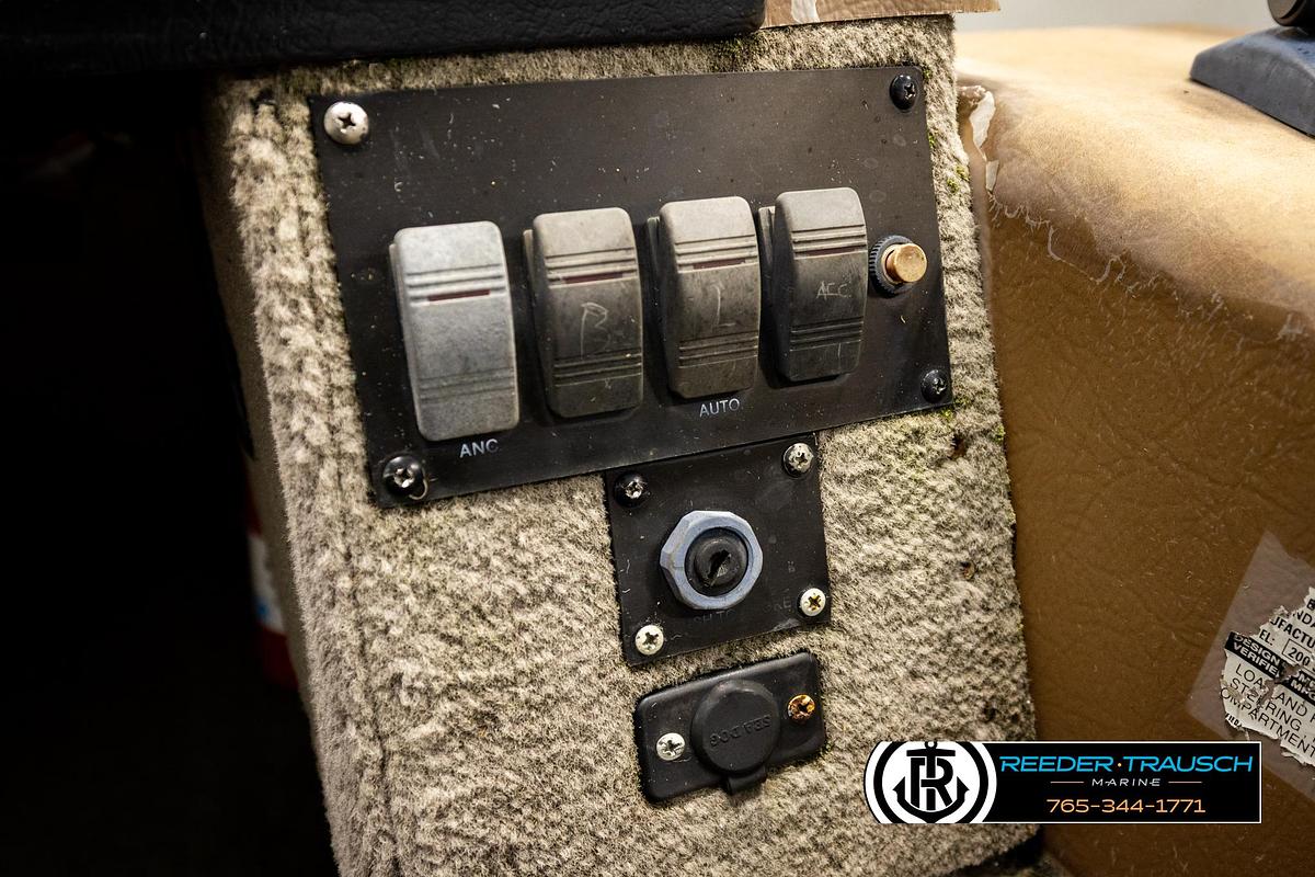 Used 1996 Sun Tracker SF 2000