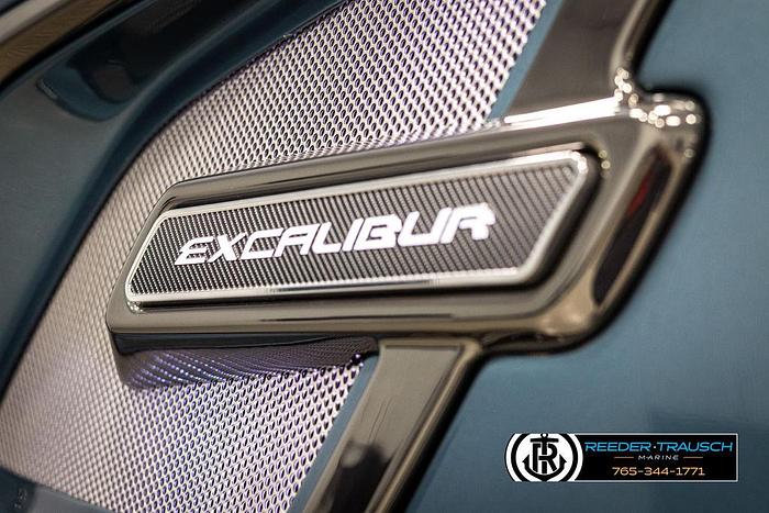 2025 Avalon Excalibur VRBW