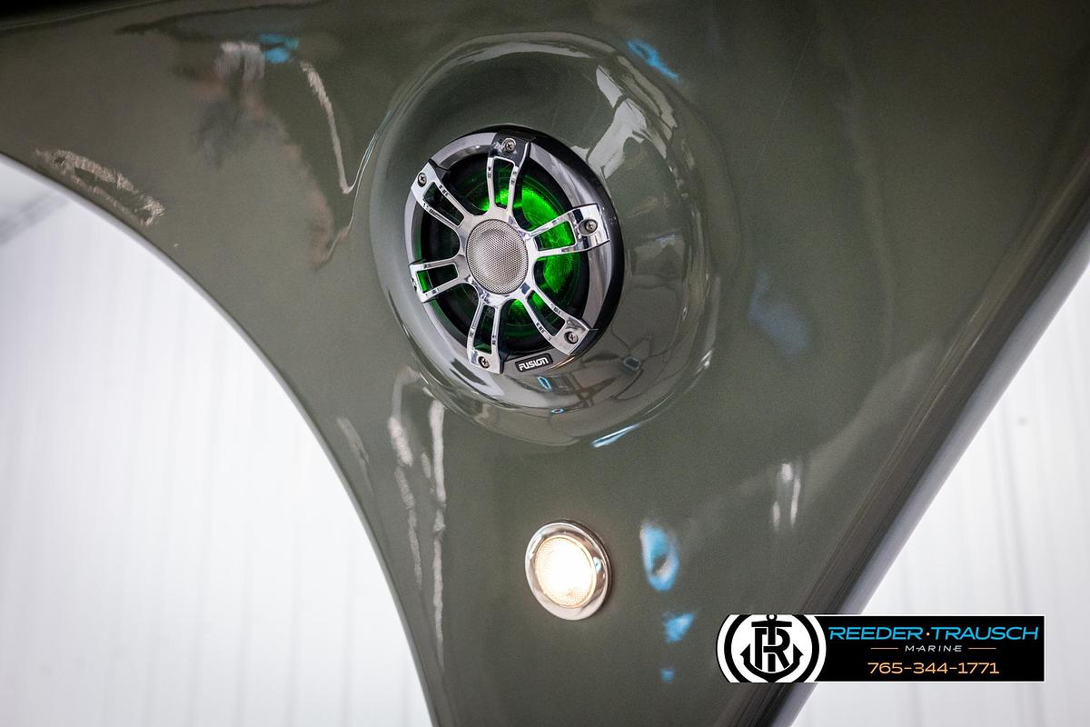 Used 2022 Avalon Catalina VRB