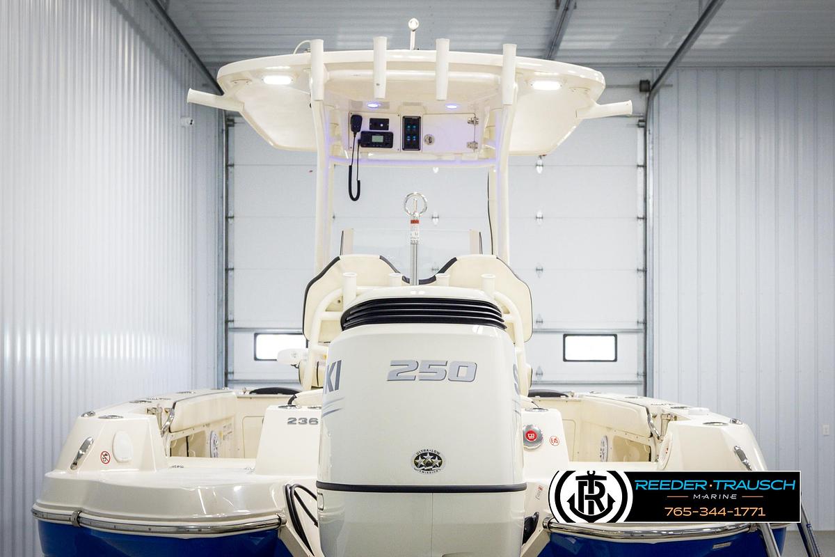 Used 2020 Stingray 236 CC