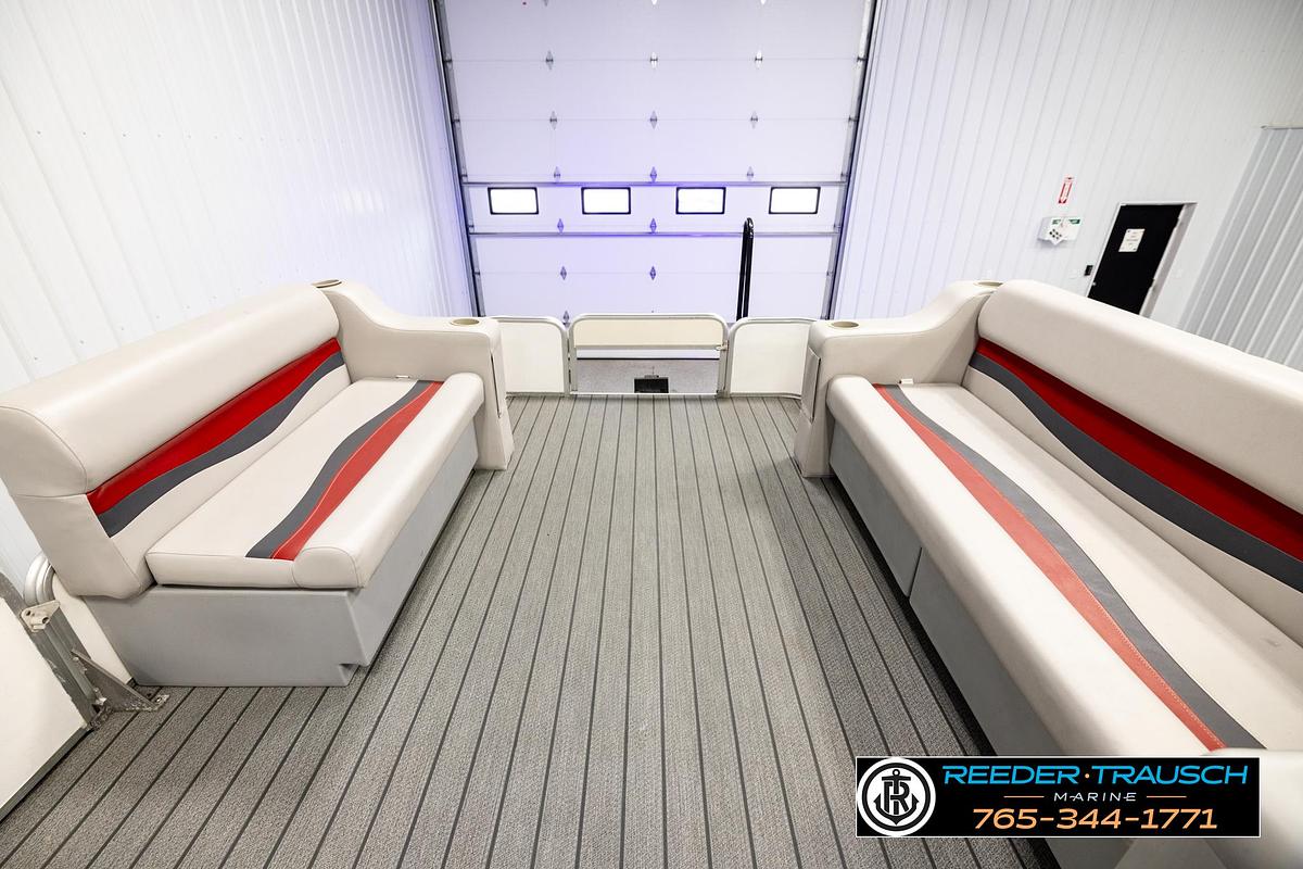 Used 2003 Fishers 220 Fisher
