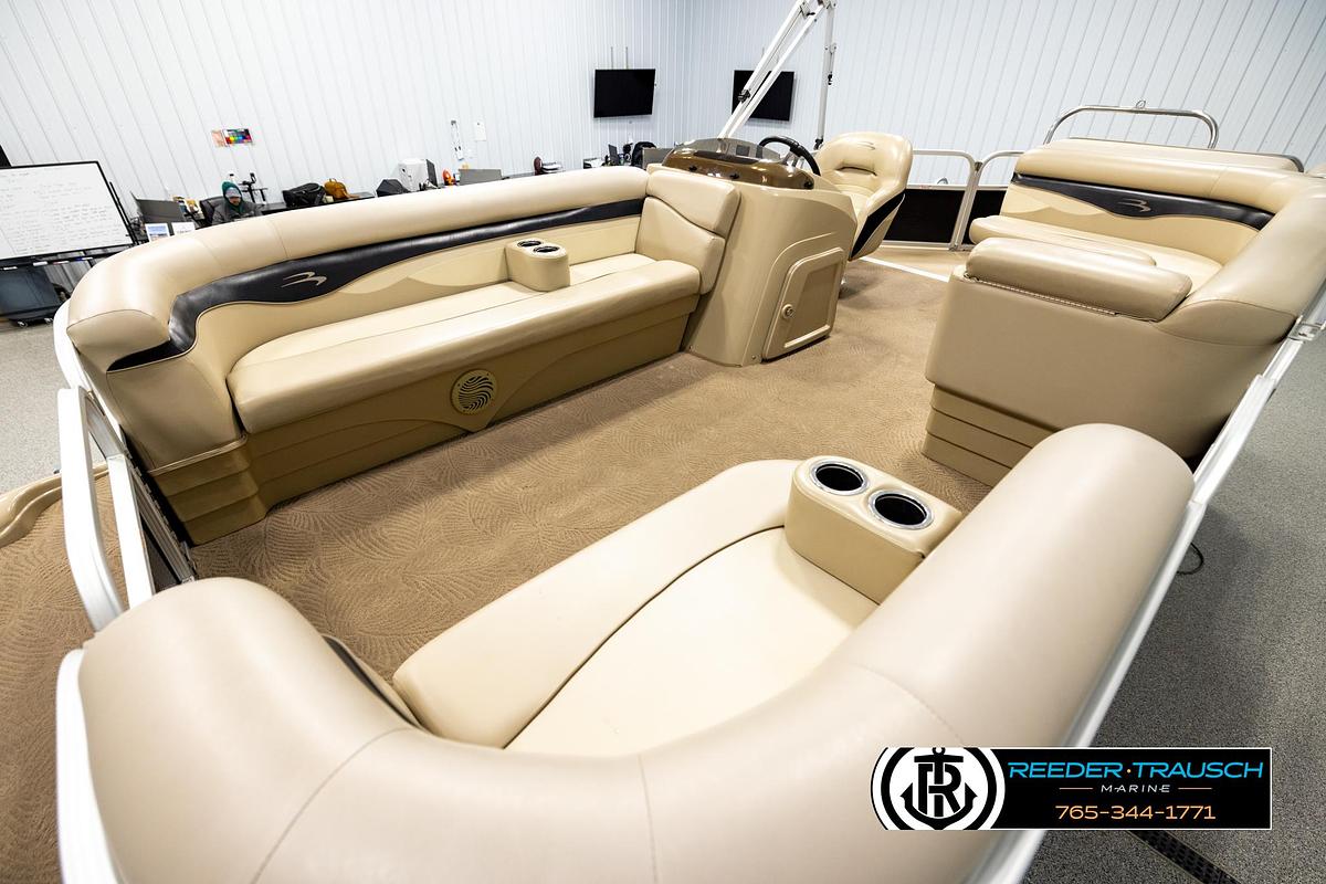 Used 2012 Bennington 22 SL