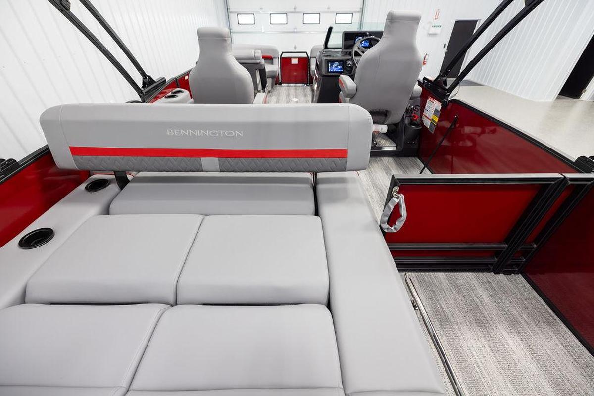 2025 Bennington 22 MSBSE