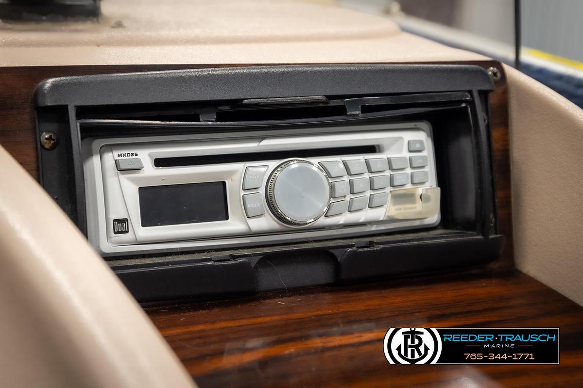 Used 1998 Lowe LS 2220