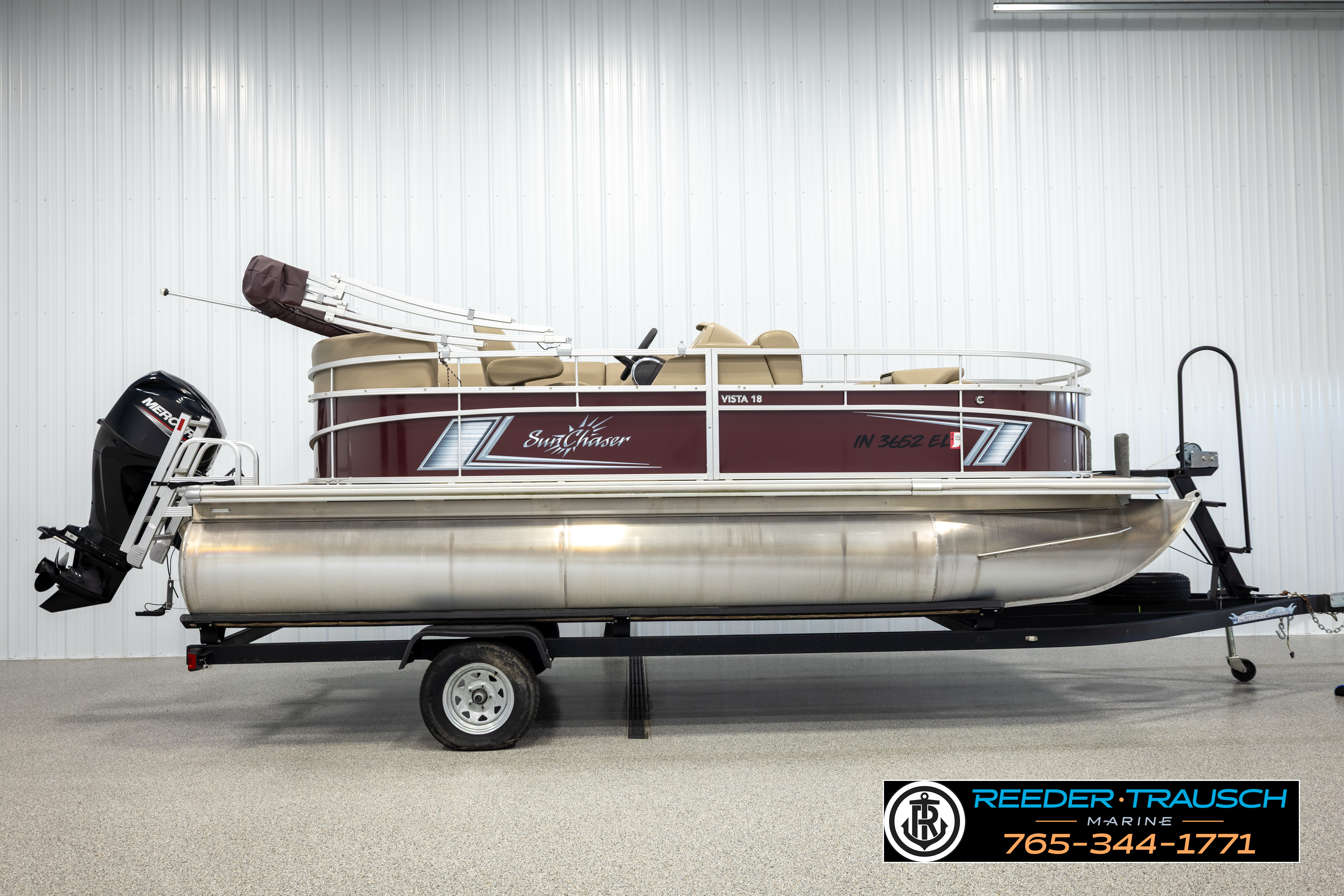 Used 2023 Sun Chaser Vista 18 Fish