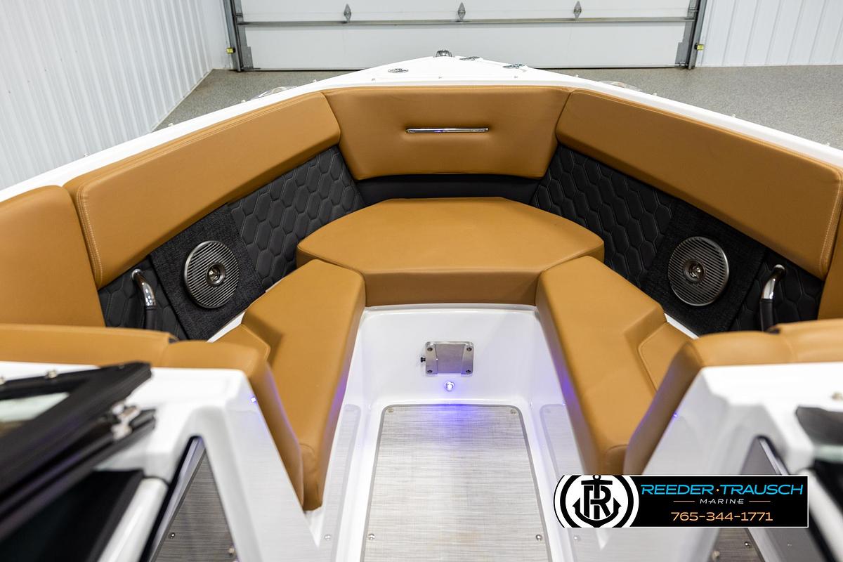 Used 2023 Four Winns H2