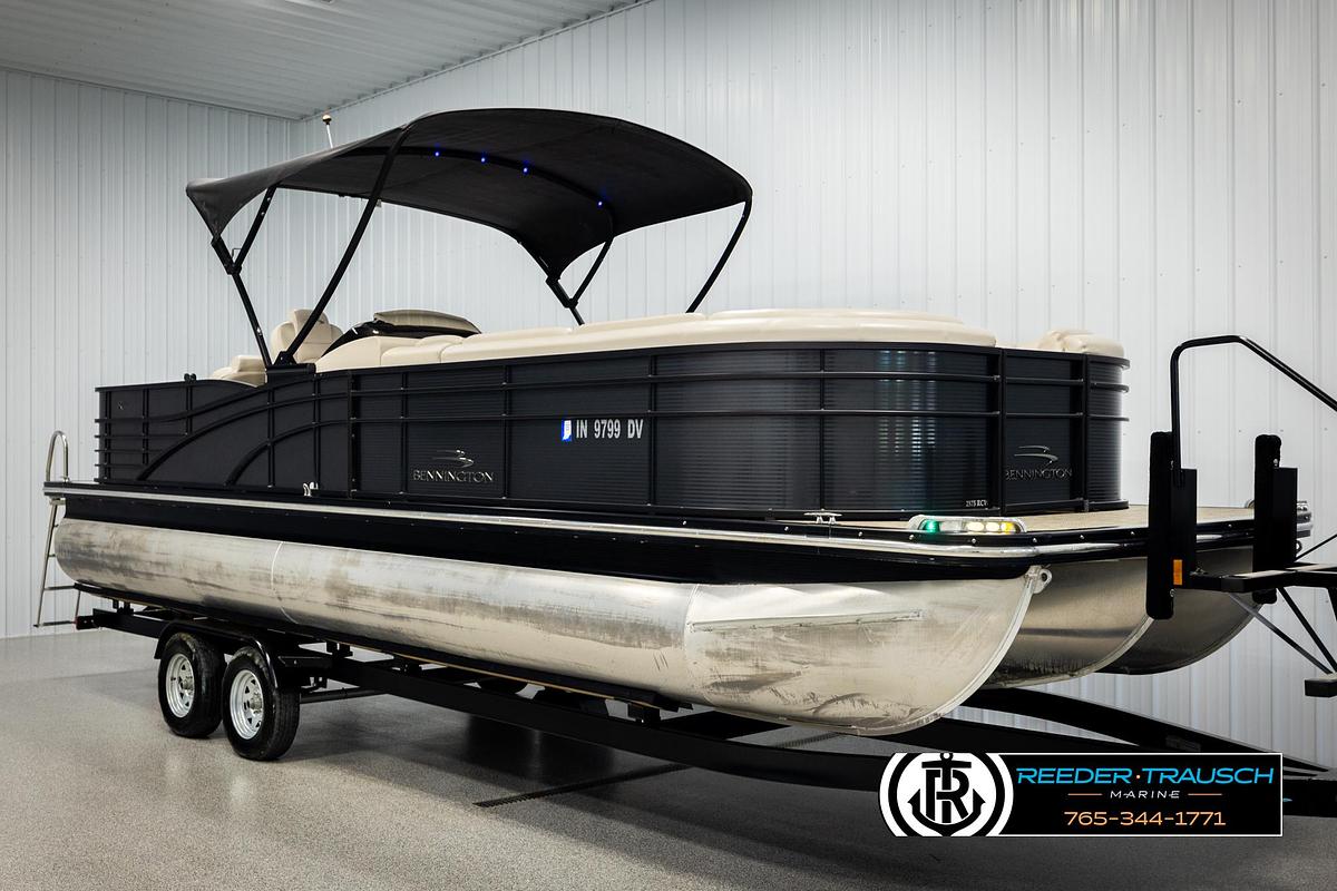 Used 2015 Bennington 2575 RCWL