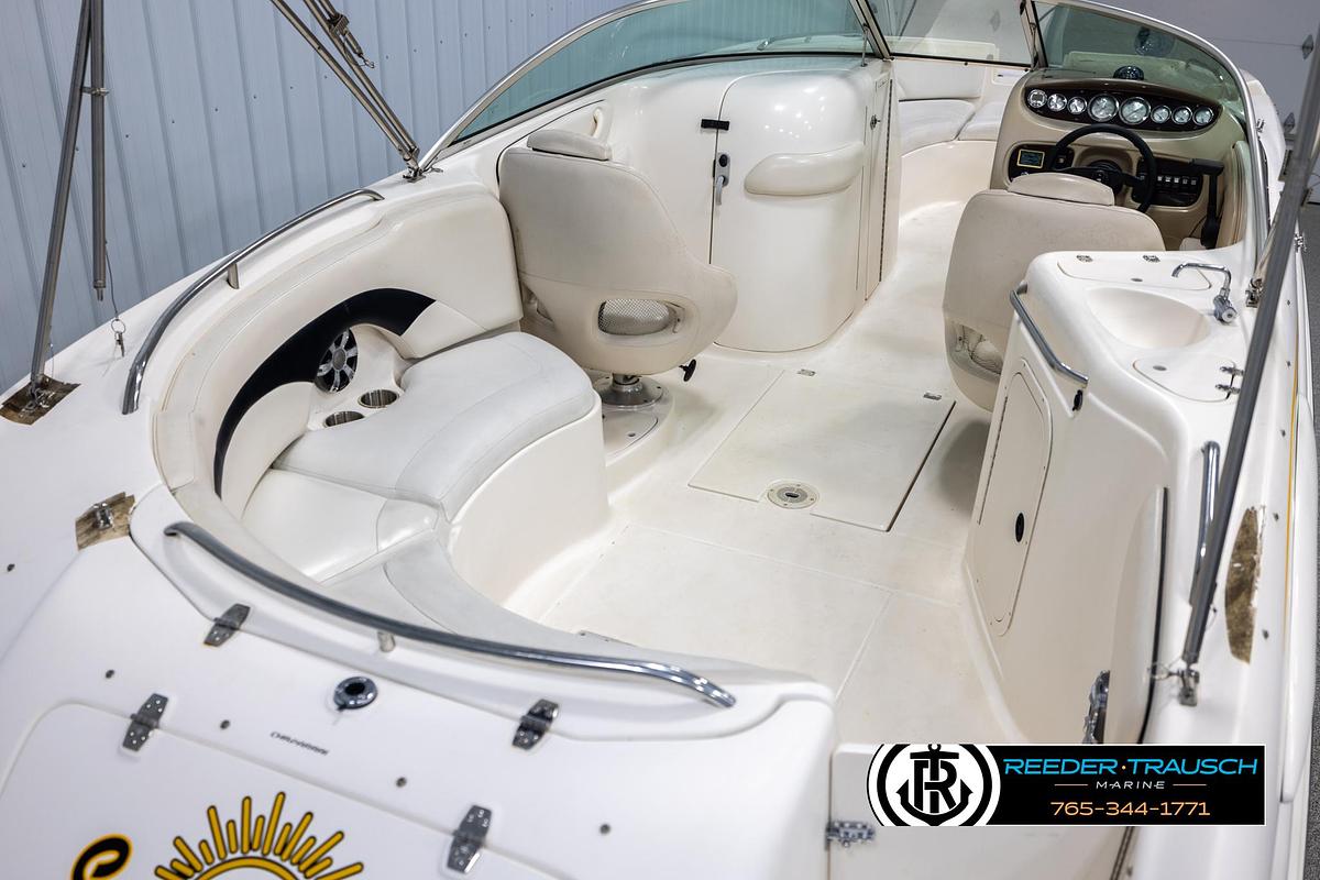 Used 2002 Chaparral 243 Sunesta