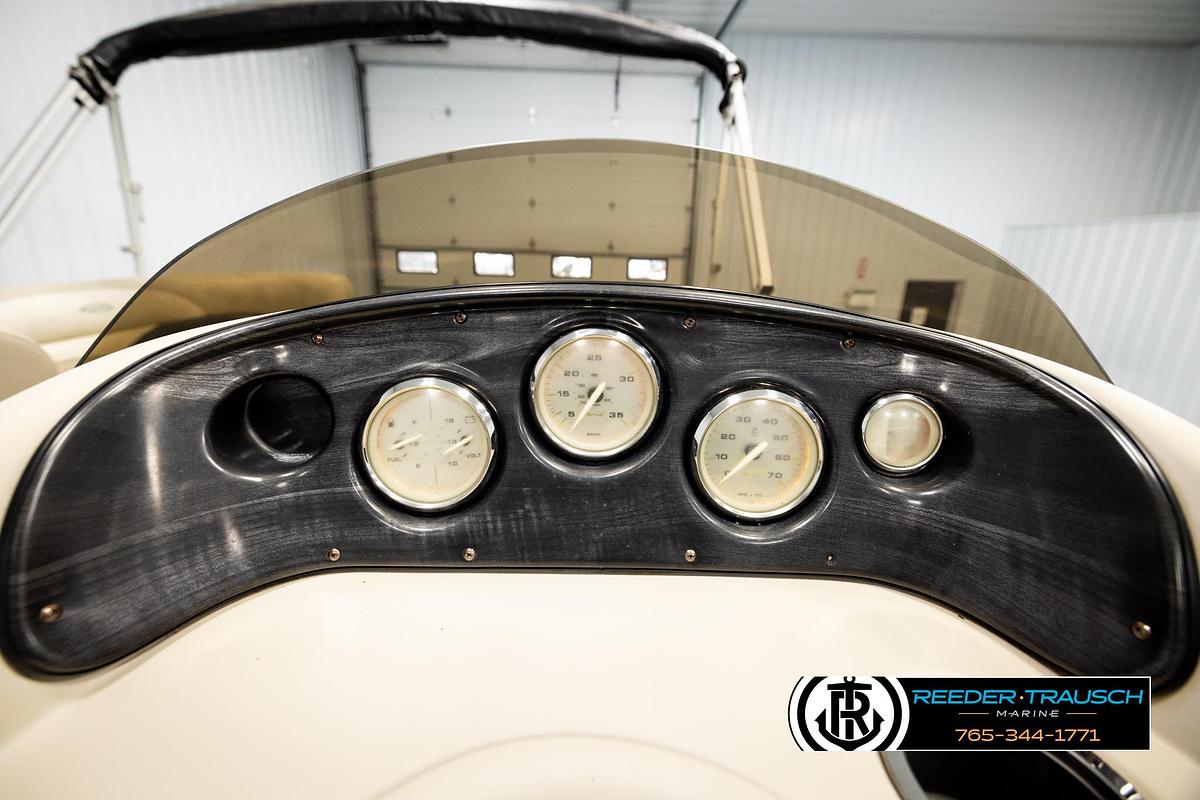 Used 2011 Godfrey SW2486