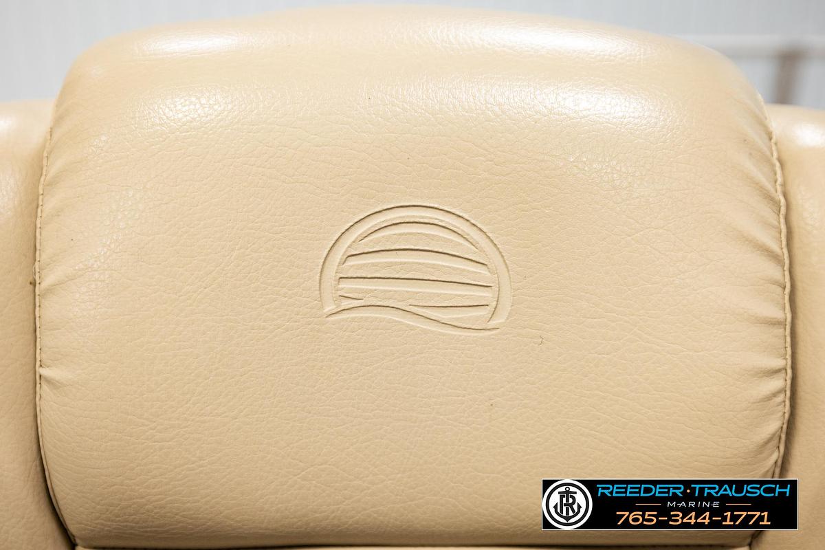 Used 2019 SunTracker 20 DLX