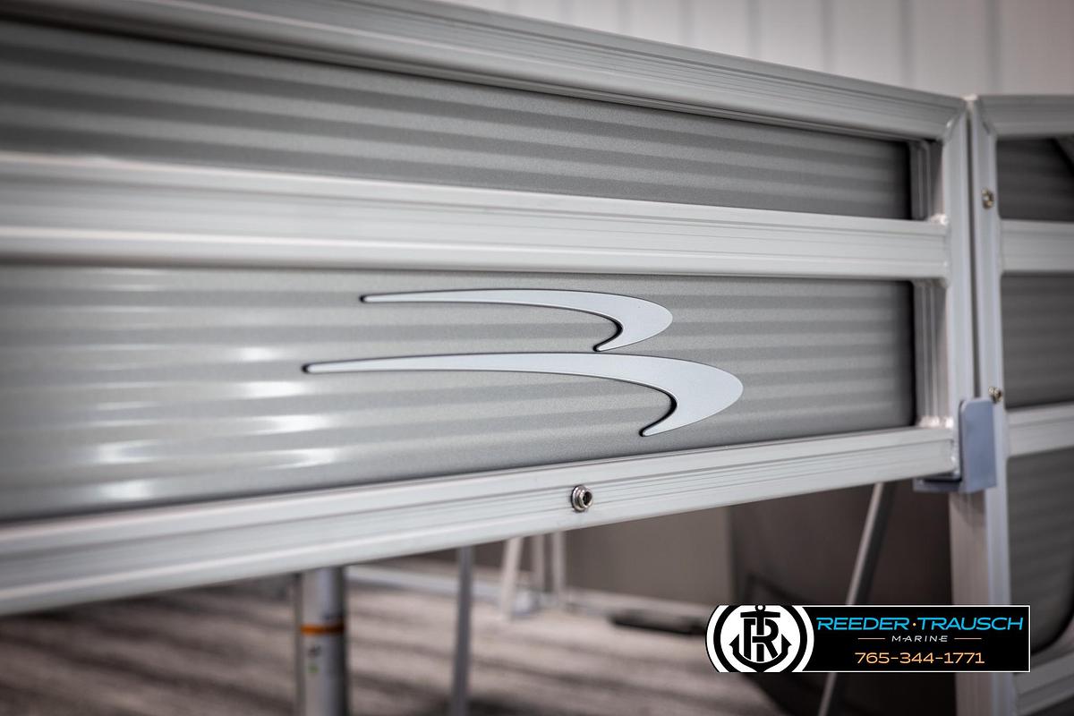 2025 Bennington 21 SFSE