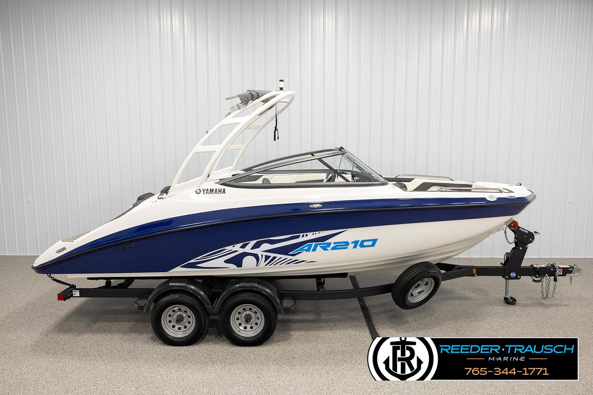 Used 2022 Yamaha AR210