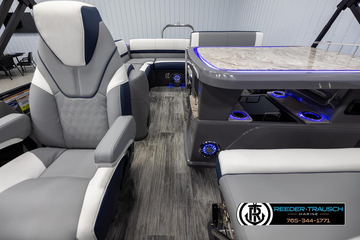 2025 Avalon Catalina Entertainer