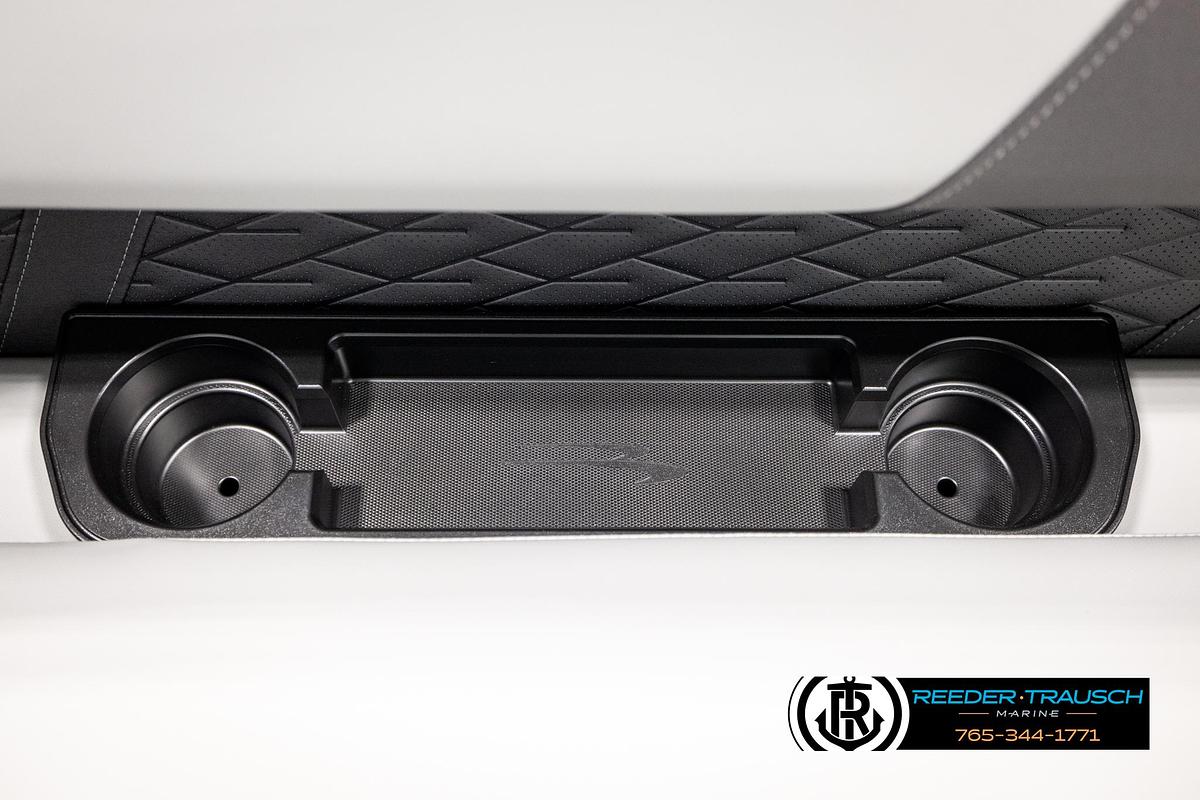 2026 Bennington SLJSF